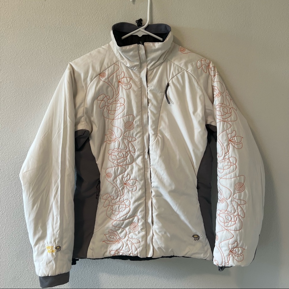 MOUNTAIN HARDWEAR WOMEN’S PRIMALOFT REVERSIBLE EMBROIDERED PUFFER COAT